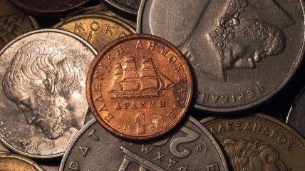 Греции предлагают ввести в обращение параллельную валюту - драхму