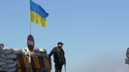 Украина обнесет сеткой границу с Россией 