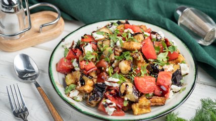 Салат из баклажанов (видео)