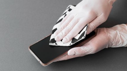 Как убрать царапины на стекле телефона | Блог Fix-Noutbuk