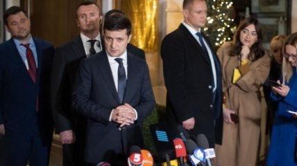 "Мы должны это сделать": Зеленский выступил за изменения в Минских соглашениях
