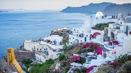 Греция с июля начнет принимать туристов