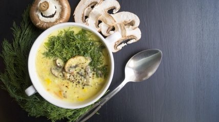 Ароматный и вкусный суп со сливками и шампиньонами
