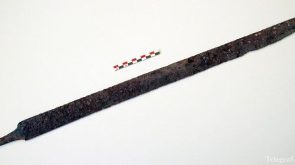 Житель Норвегии случайно нашел 1200-летний меч