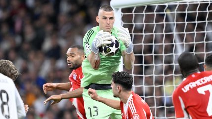 Андрей Лунин