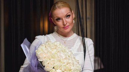 Анастасия Волочкова хочет выйти замуж за Александра Кержакова