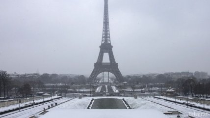 Францию накрыла снежная буря, обесточены около 237 тысяч домов