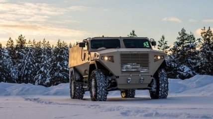 Мощь и красота: бронеавтомобиль Sisu GTP – уникальная финская защита (Видео)
