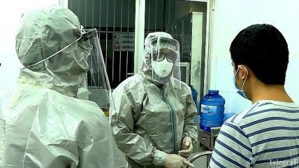Борьба со смертельным вирусом: в Китае открыли новую клинику