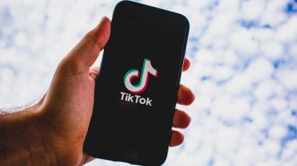 Чому США забороняє додаток TikTok і чи варто вам його видалити