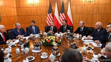 В Варшаве договорились в 7 сферах нести мир на Ближний Восток