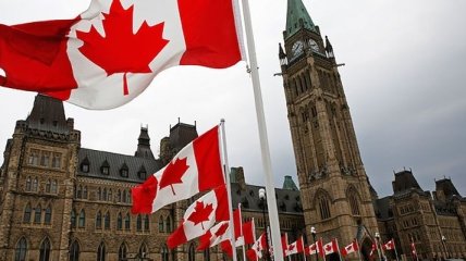 Канада просит усилить санкции против РФ