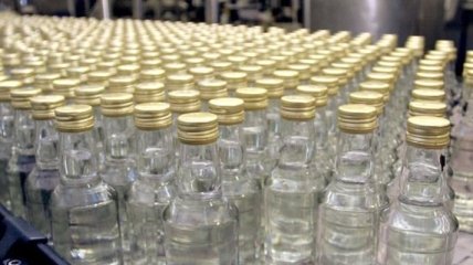 ГФС: в Киевской области ликвидировали 8 подпольных производств алкоголя