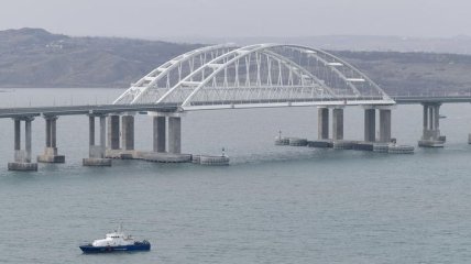 Из Петербурга в Севастополь: по Крымскому мосту прошел первый поезд