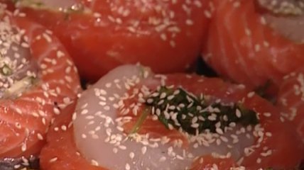 Цветок из сёмги и судака