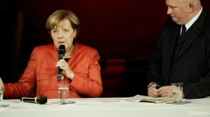 Меркель вспомнила историю ГДР, рассуждая об аннексии Крыма