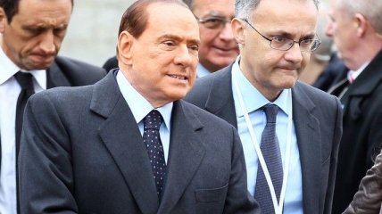 Берлускони не собирается продавать "Милан" 