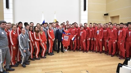 владимир путин на встрече с российскими олимпийцами