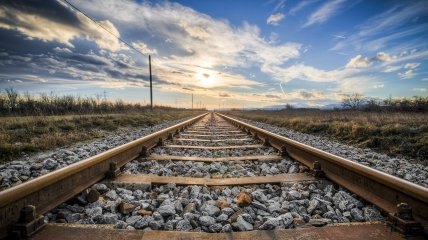 По данным российских СМИ, строительство железной дороги уже началось