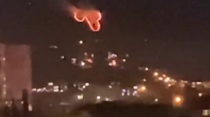 На видео пожара в Сочи заметили неприличный знак