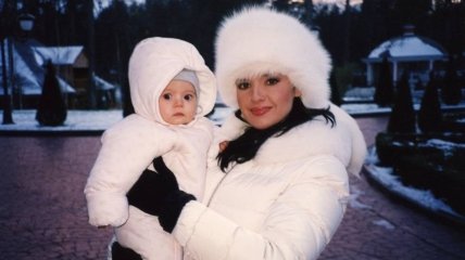 Оксана Марченко с маленькой дочкой Дариной (ФОТО)