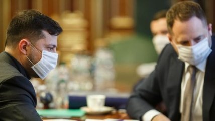 Зеленський обговорив з прем’єром Італії боротьбу проти пандемії