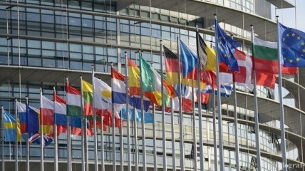 Европарламент перенес рассмотрение безвизового режима для Украины