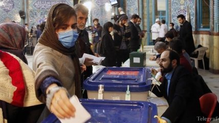 Оппозиция лидирует на парламентских выборах в Иране
