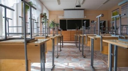 Украинских школьников хотят отправить на дистанционное обучение: названы сроки