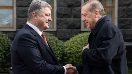 Между Порошенко и Эрдоганом установили линию прямой спецсвязи