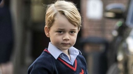 Принц Джордж взрослеет и ему некогда играть с младшей сестрой