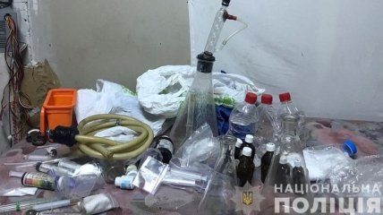 На Киевщине ликвидировали три нарколаборатории и задержали группу торговцев амфетамином