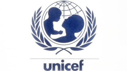 ЮНИСЕФ передал гуманитарку для детей мигрантов на Прикарпатье