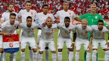 Нидерланды огласили состав на ближайшие матчи