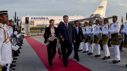 Порошенко начал официальный визит в Малайзию