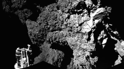Зонд Philae передал первый снимок с поверхности небесного тела