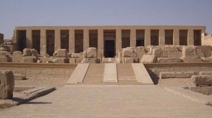 Открыта ранее неизвестная часть храма Рамзеса II в Абидосе