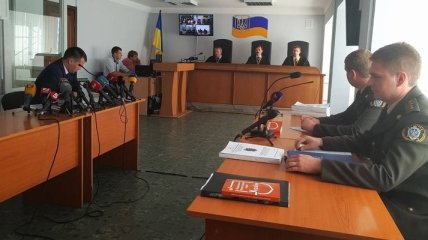 Суд по делу о госизмене Януковича перенесли: названа причина