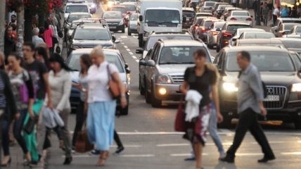 На выходные в Киеве ограничат движение транспорта по ряду улиц