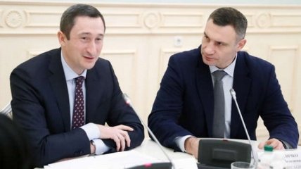 Министр Чернышов идет против Банковой ради дружбы с Кличко, - эксперт