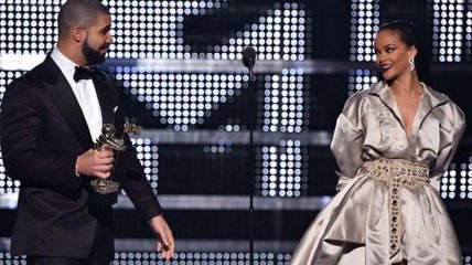 Рианне признались в любви на MTV VMA 2016