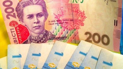 Аналитик: В Украине началась плавная девальвация гривни