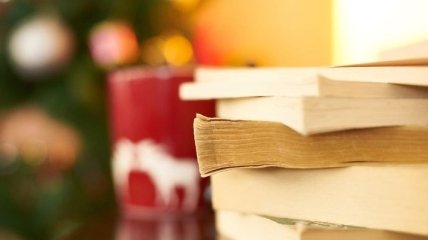 Книги для взрослых и детей, способные пробудить новогоднее настроение