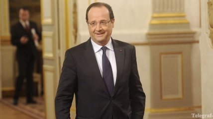 Франсуа Олланд не исключает военного давления на Сирию