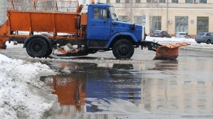 В Киеве в 40 местах зафиксировано накопление талой воды 