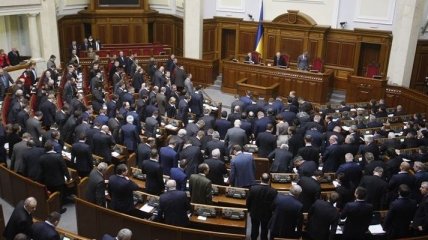 Рада не поддержала постановление о выборах в Киеве