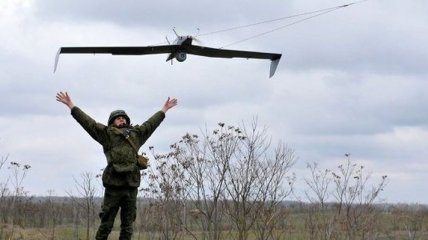 На границе с Крымом пограничники заметили два российских беспилотника