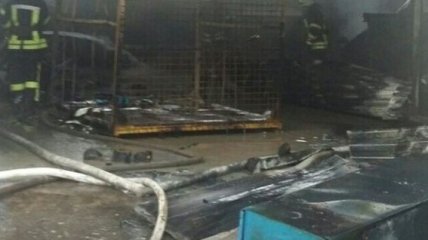 В Буче во время пожара на складе пострадали три человека
