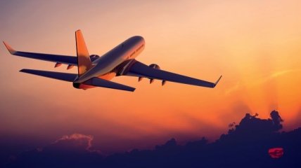 В аэропорту Ниццы из-за непогоды отменены 52 авиарейса