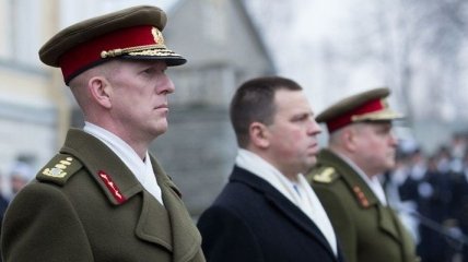 Командующий Силами обороны Эстонии открыл военный парад словами о НАТО